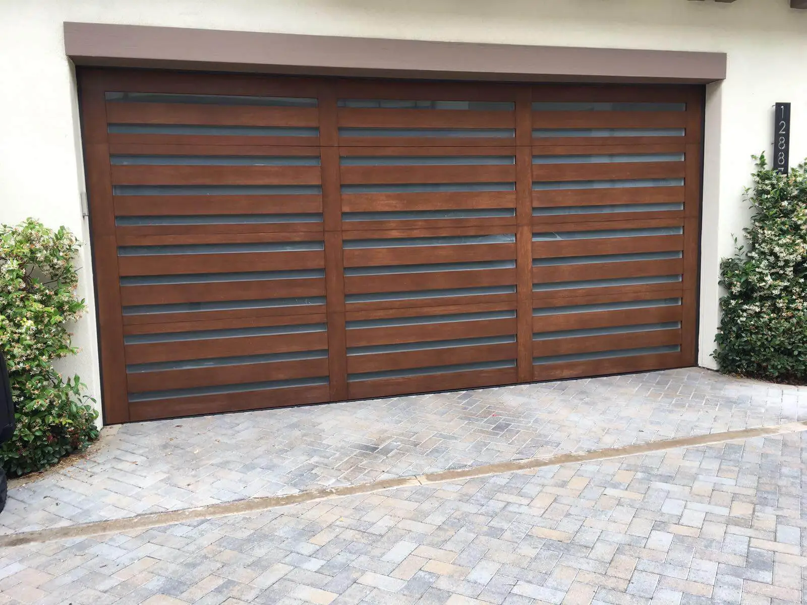 garage-door-replacement-Windsor.webp